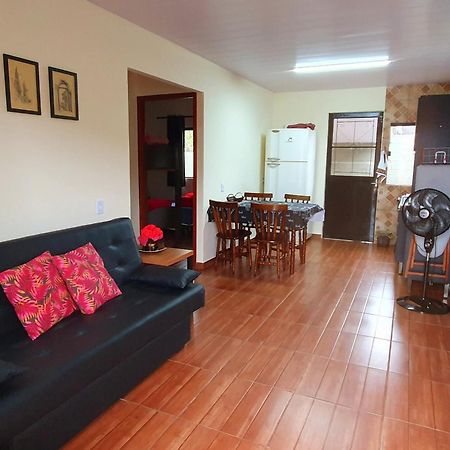 Proximo A Av Das Cataratas - Ar Condicionado - Estacionamento Privado Фос-ду-Игуасу Экстерьер фото